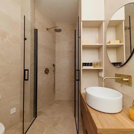 Maris - In Historical Center Of Appartement Zadar